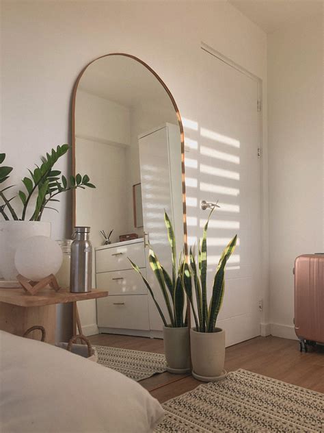 best floor mirrors for bedroom.